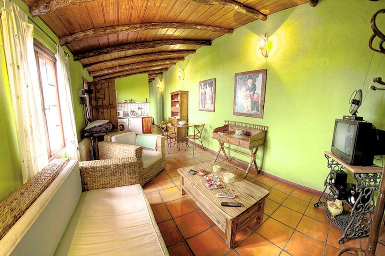 Hostal Geranios Rojos II Las Rosas  Exterior foto